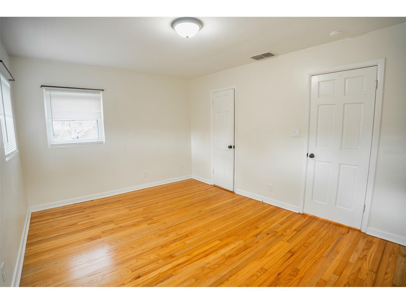 121 Leon Avenue Deland FL 32720 V4948018 image24
