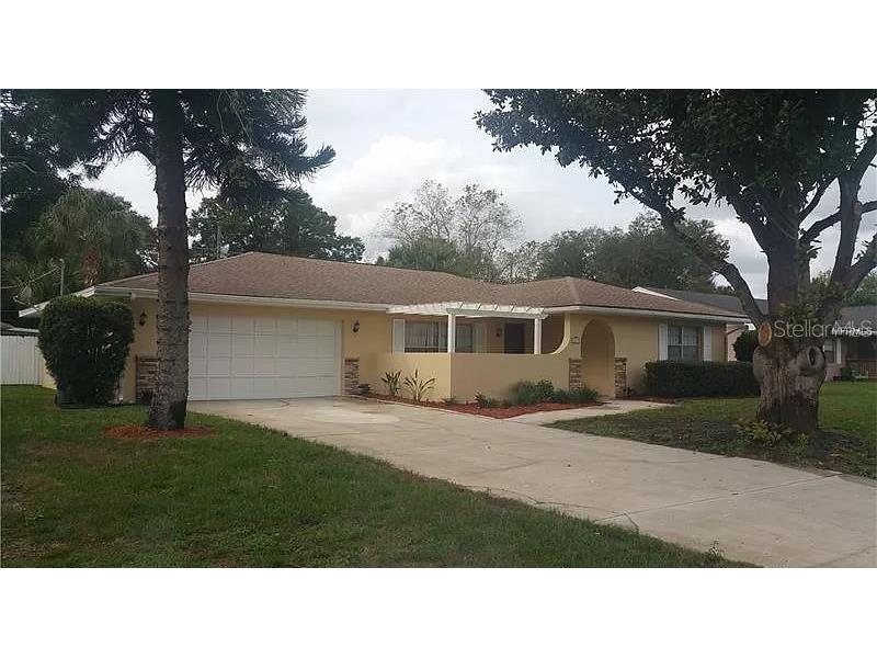 121 Lincoln Road Winter Haven FL 33884 P4929504 image1