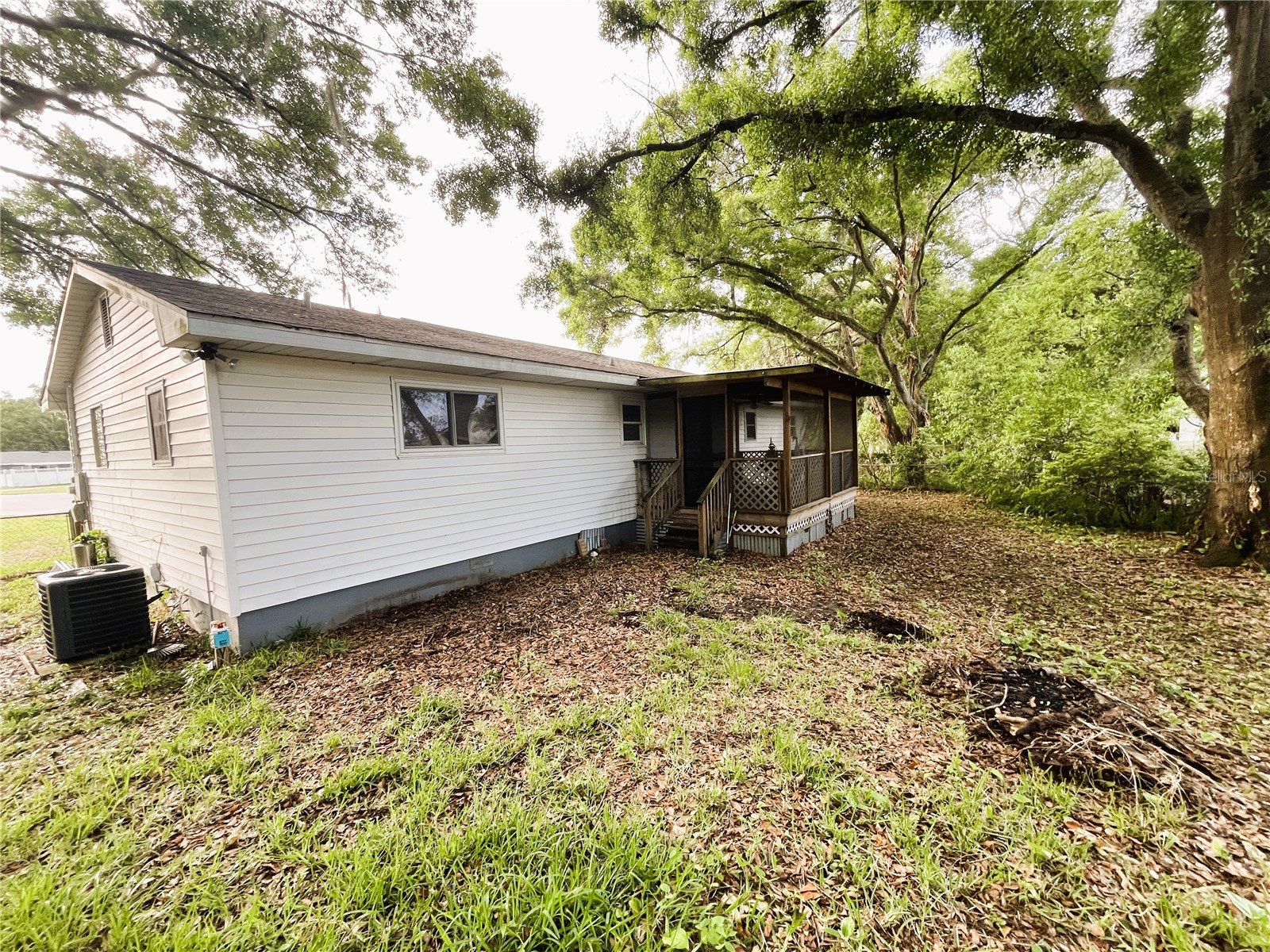 121 Maris Court Lakeland FL 33809 P4938395 image19