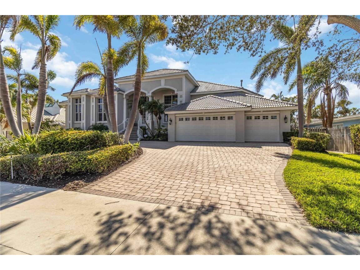 121 N Boulevard Of Presidents Sarasota FL 34236 - LIDO BEACH A4641375 image1