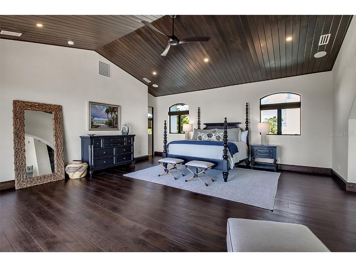 121 N Casey Key Road Osprey FL 34229 - GULF OF MEXICO A4667263 image33