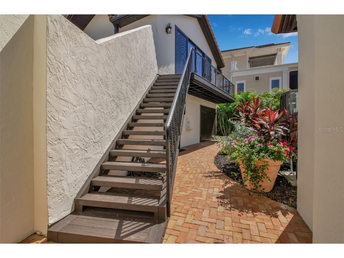 121 N Casey Key Road Osprey FL 34229 - GULF OF MEXICO A4667263 image50