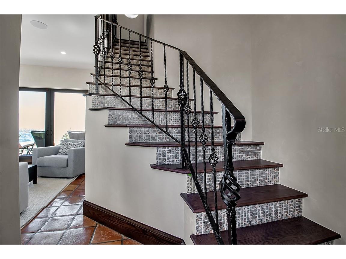 121 N Casey Key Road Osprey FL 34229 - GULF OF MEXICO A4667263 image72