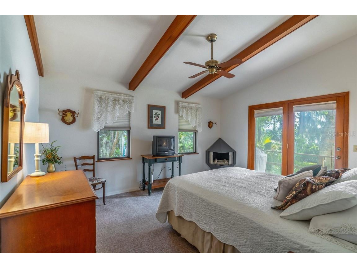 121 N Lake George Drive Georgetown FL 32139 - LAKE GEORGE ON THE ST JOHNS RIVER V4944760 image24