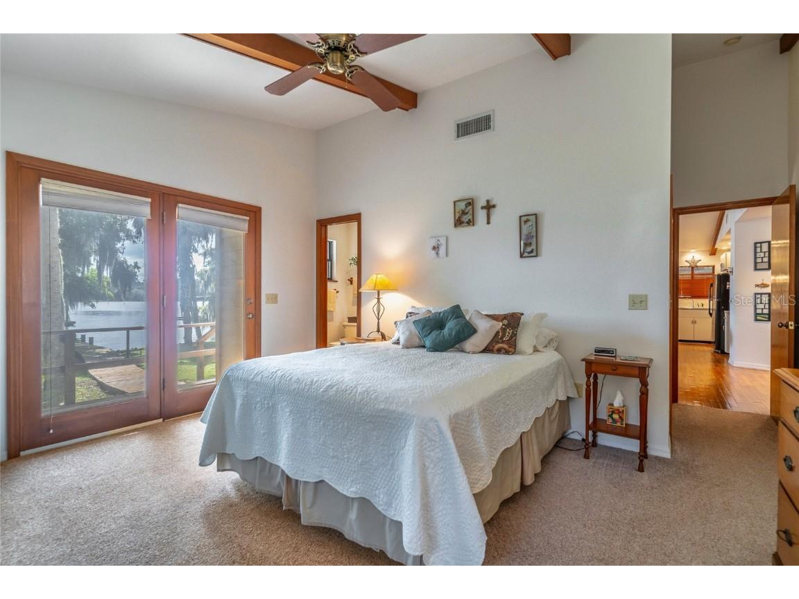 121 N Lake George Drive Georgetown FL 32139 - LAKE GEORGE ON THE ST JOHNS RIVER V4944760 image25