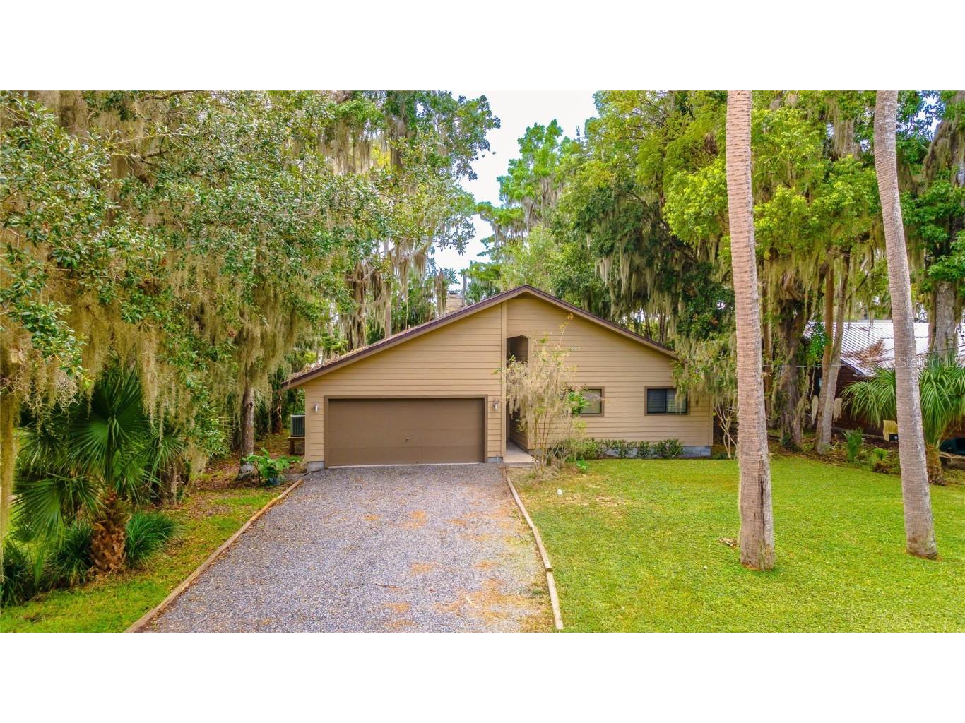 121 N Lake George Drive Georgetown FL 32139 - LAKE GEORGE ON THE ST JOHNS RIVER V4944760 image3