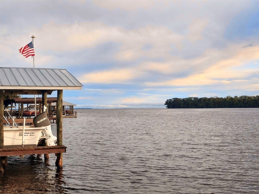 121 N Lake George Drive Georgetown FL 32139 - LAKE GEORGE ON THE ST JOHNS RIVER V4944760 image33