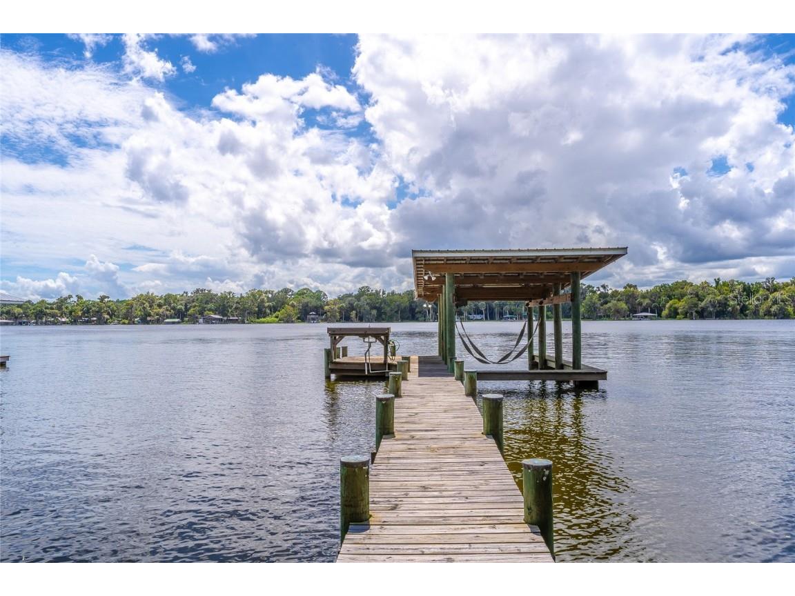 121 N Lake George Drive Georgetown FL 32139 - LAKE GEORGE ON THE ST JOHNS RIVER V4944760 image34