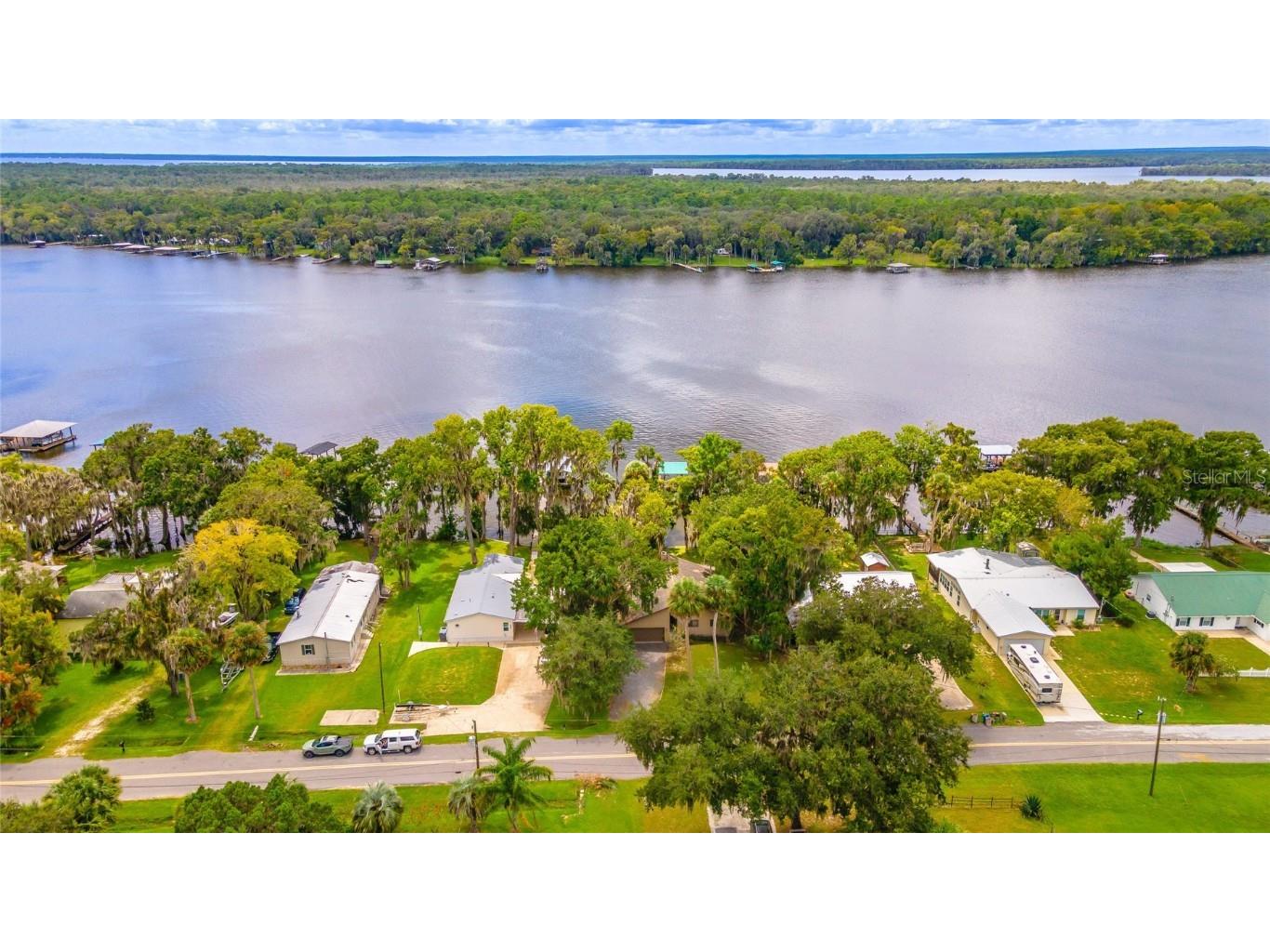 121 N Lake George Drive Georgetown FL 32139 - LAKE GEORGE ON THE ST JOHNS RIVER V4944760 image36