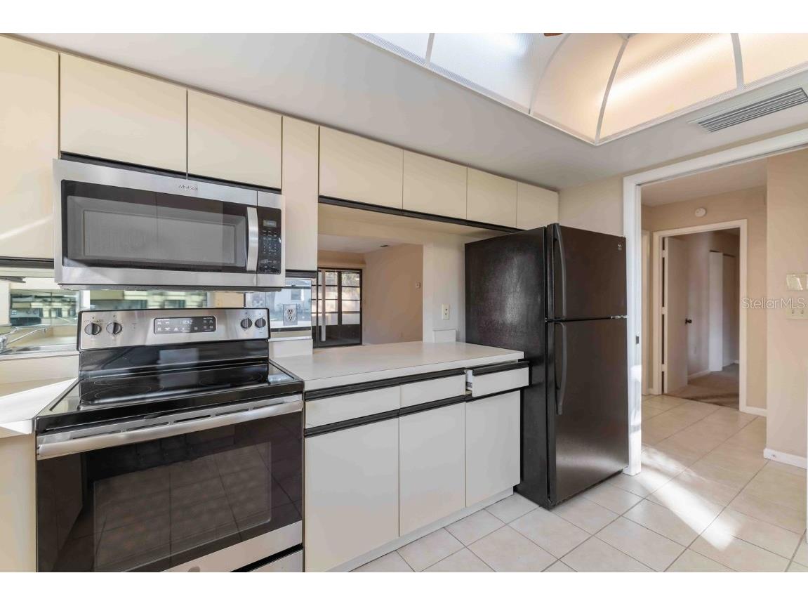 121 Oak Hill Drive #1 Sarasota FL 34232 A4672922 image19