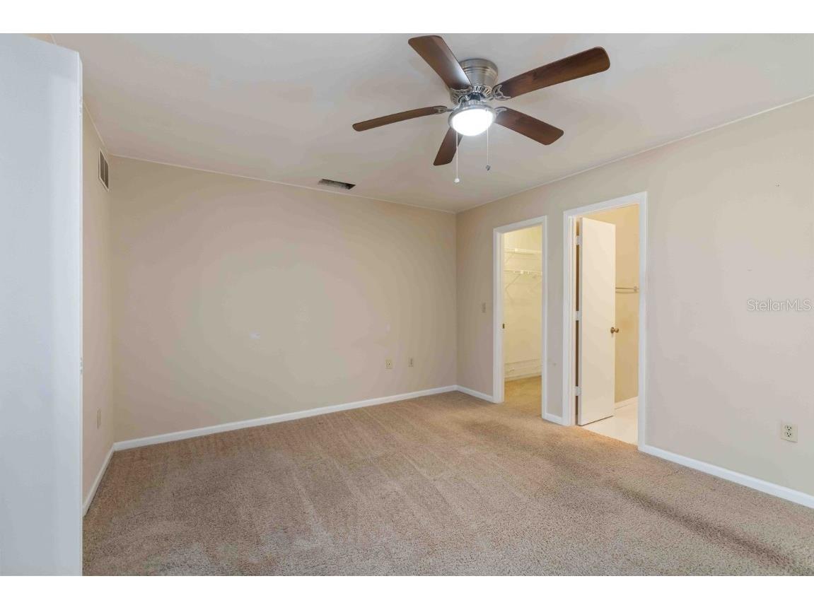 121 Oak Hill Drive #1 Sarasota FL 34232 A4672922 image25