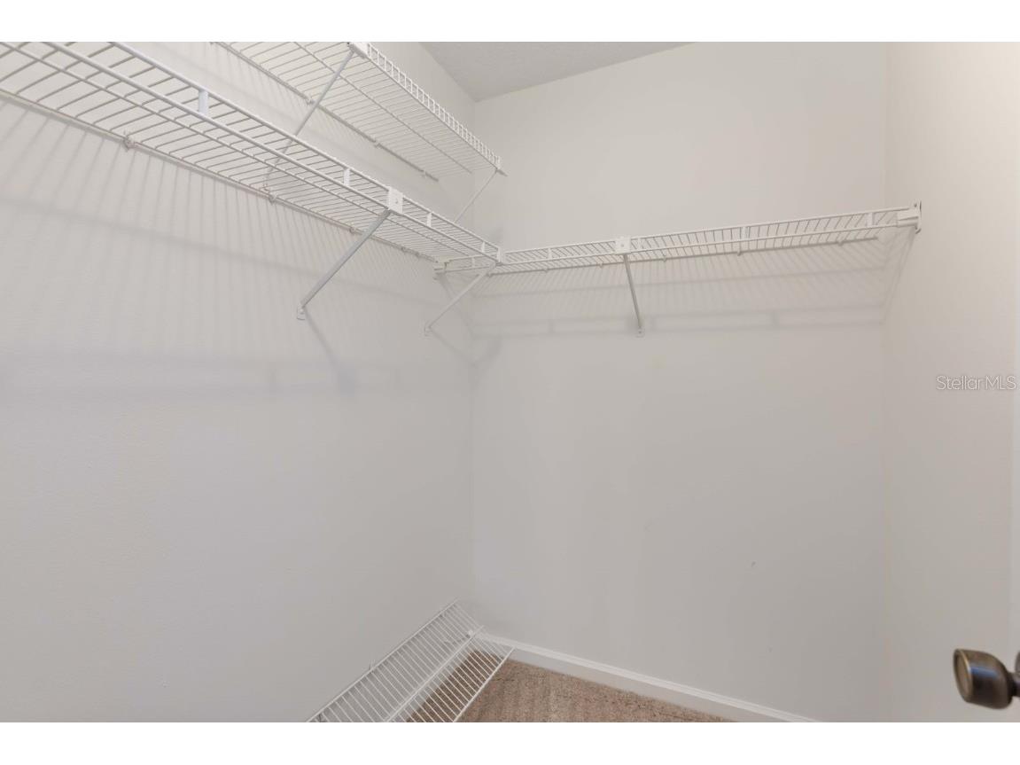 121 Oak Hill Drive #1 Sarasota FL 34232 A4672922 image26