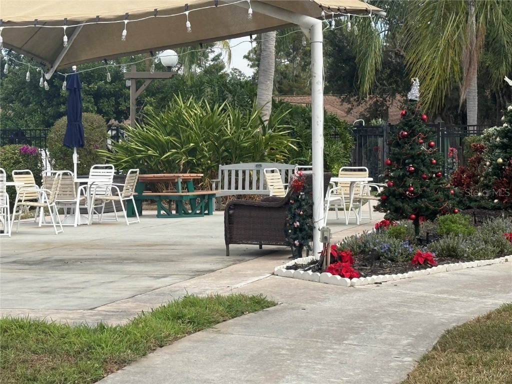 121 Oak Hill Drive #1 Sarasota FL 34232 A4672922 image37