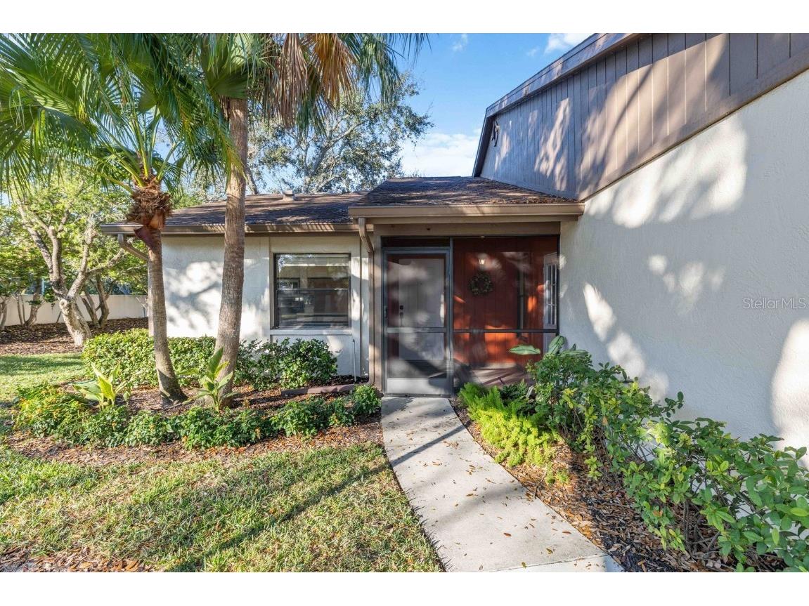 121 Oak Hill Drive #1 Sarasota FL 34232 A4672922 image4