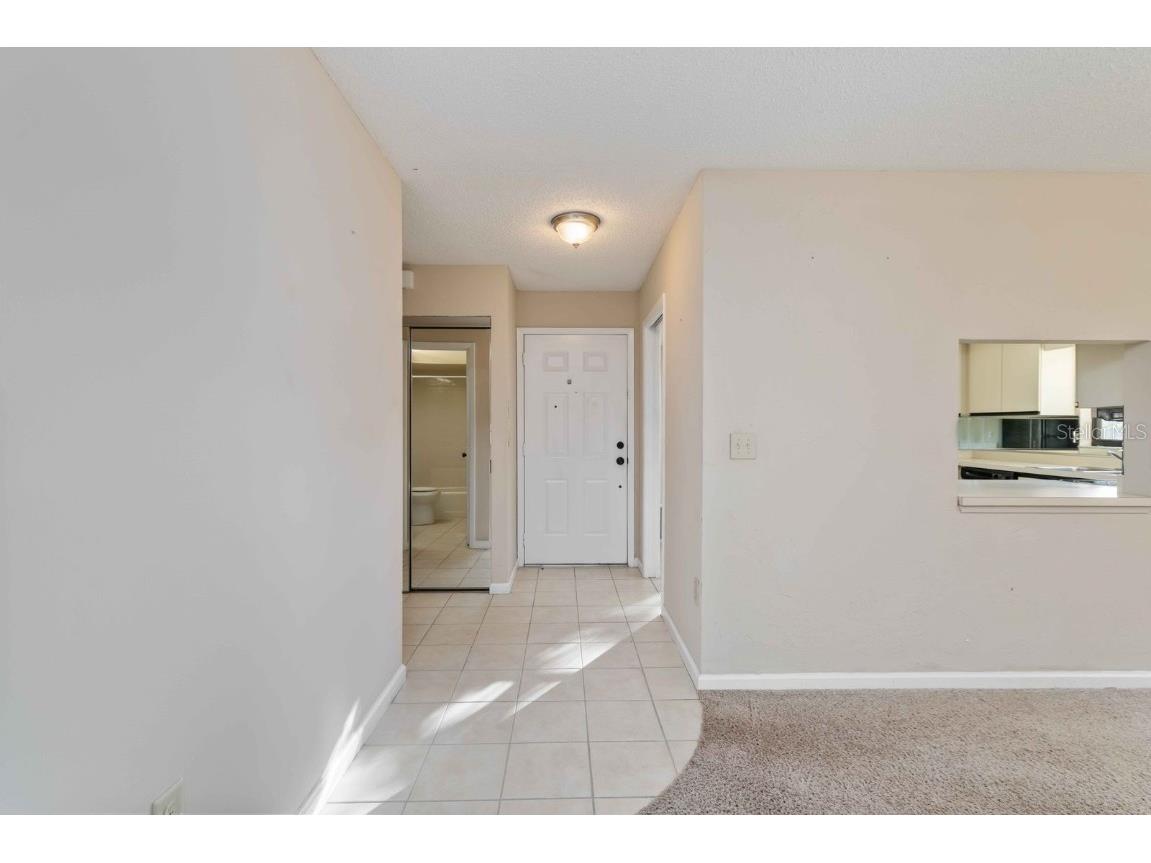 121 Oak Hill Drive #1 Sarasota FL 34232 A4672922 image6