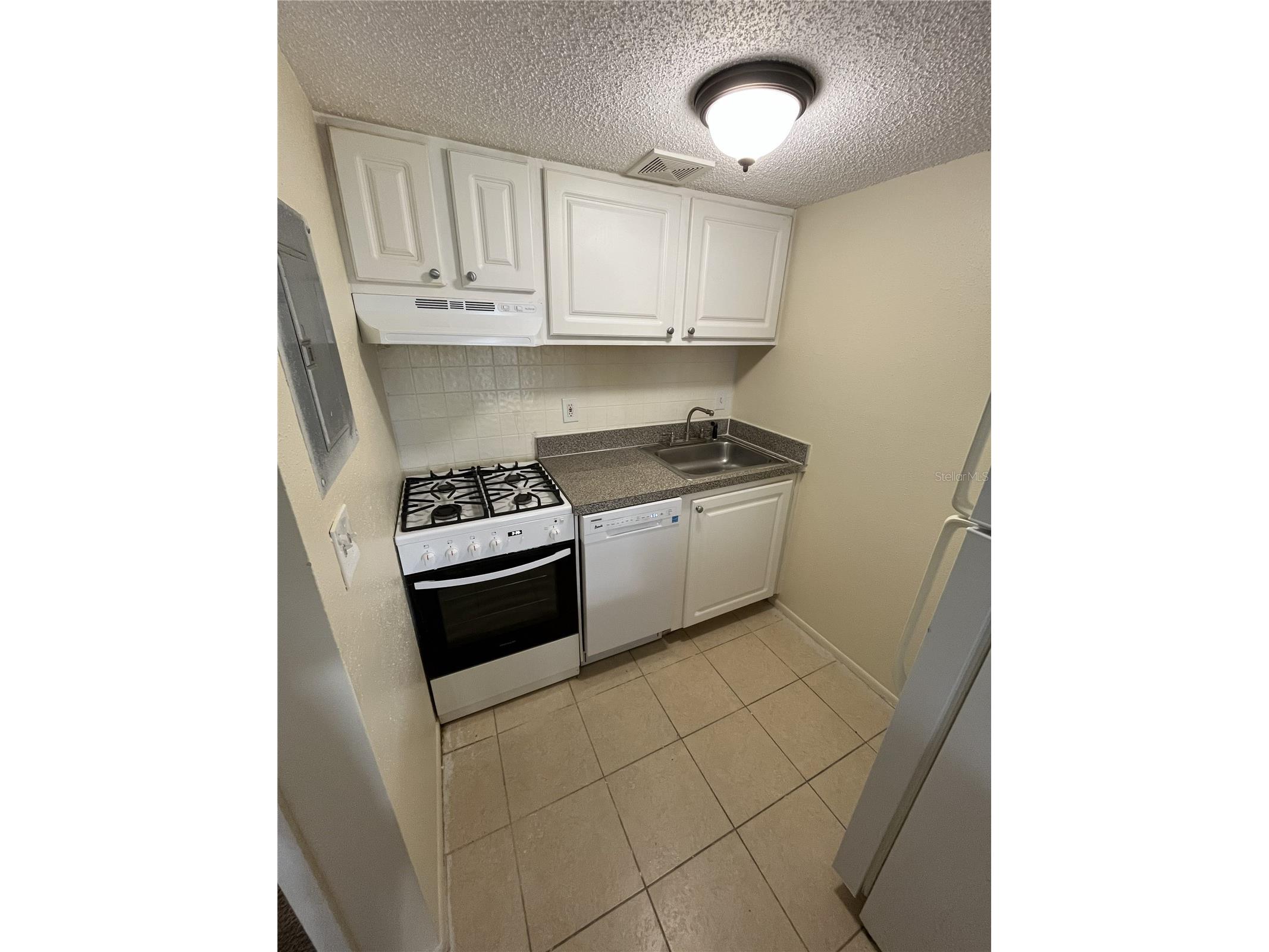 121 Oyster Bay Circle #220 Altamonte Springs FL 32701 O6328075 image10