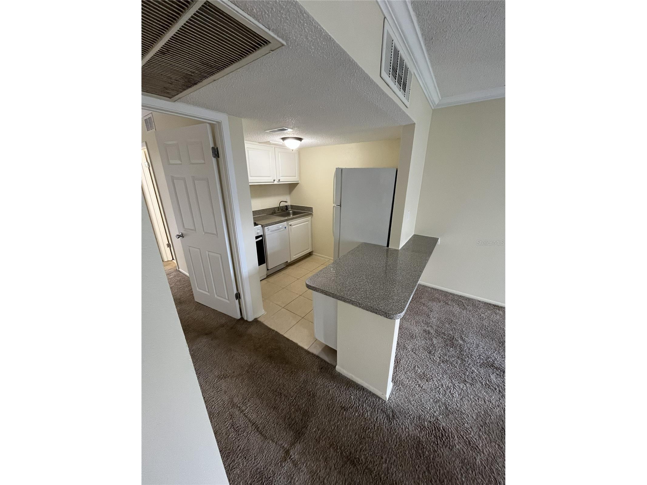 121 Oyster Bay Circle #220 Altamonte Springs FL 32701 O6328075 image9