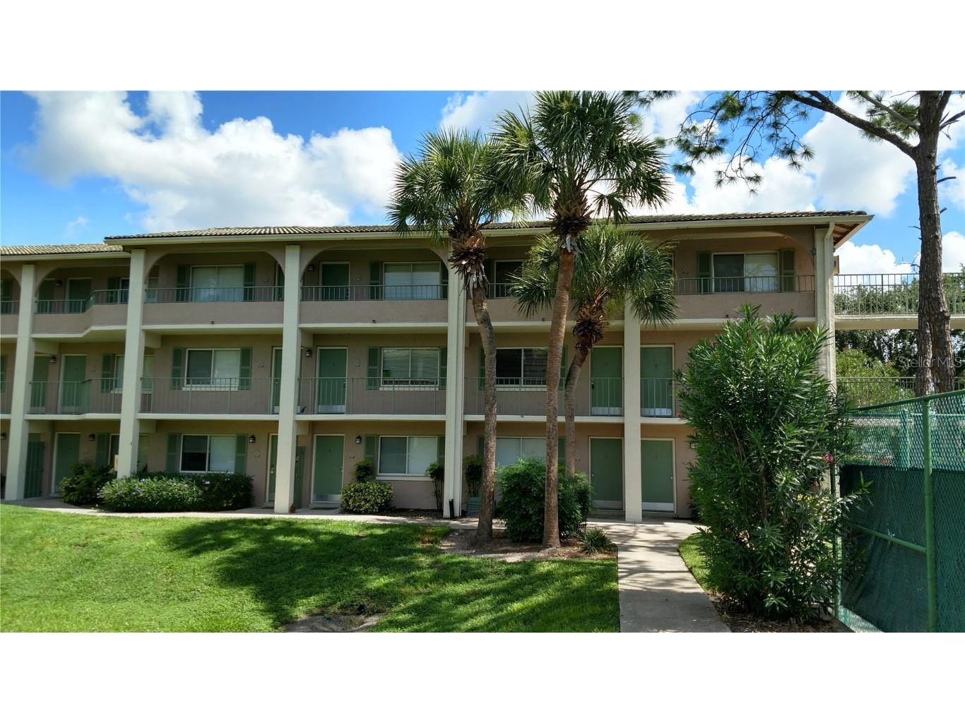 121 Oyster Bay Circle #260 Altamonte Springs FL 32701 O6173132 image1