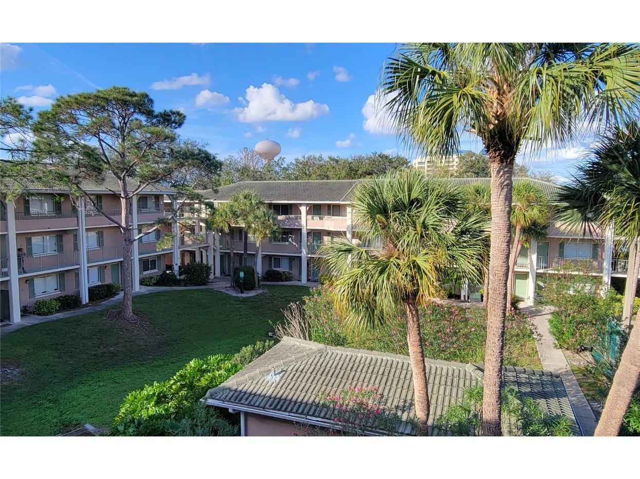121 Oyster Bay Circle #300 Altamonte Springs FL 32701 O6164708 image1
