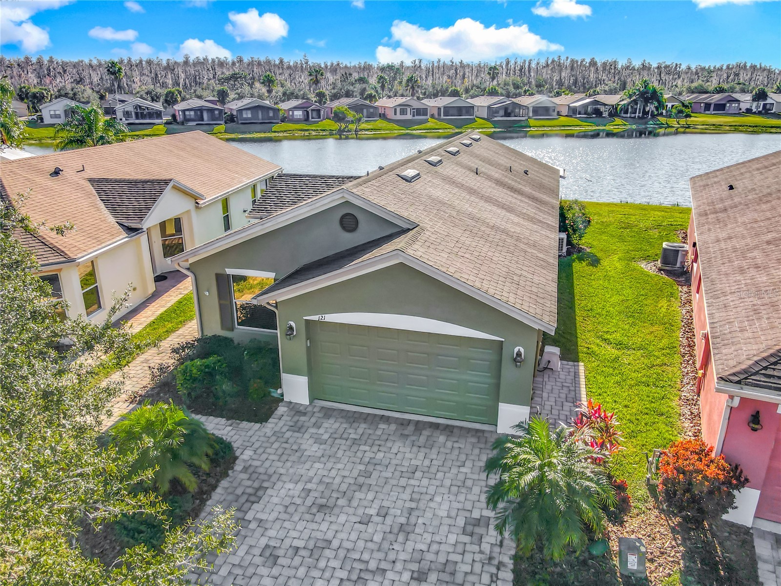 121 Rialto Road Poinciana FL 34759 - Retention pond S5140738 image1