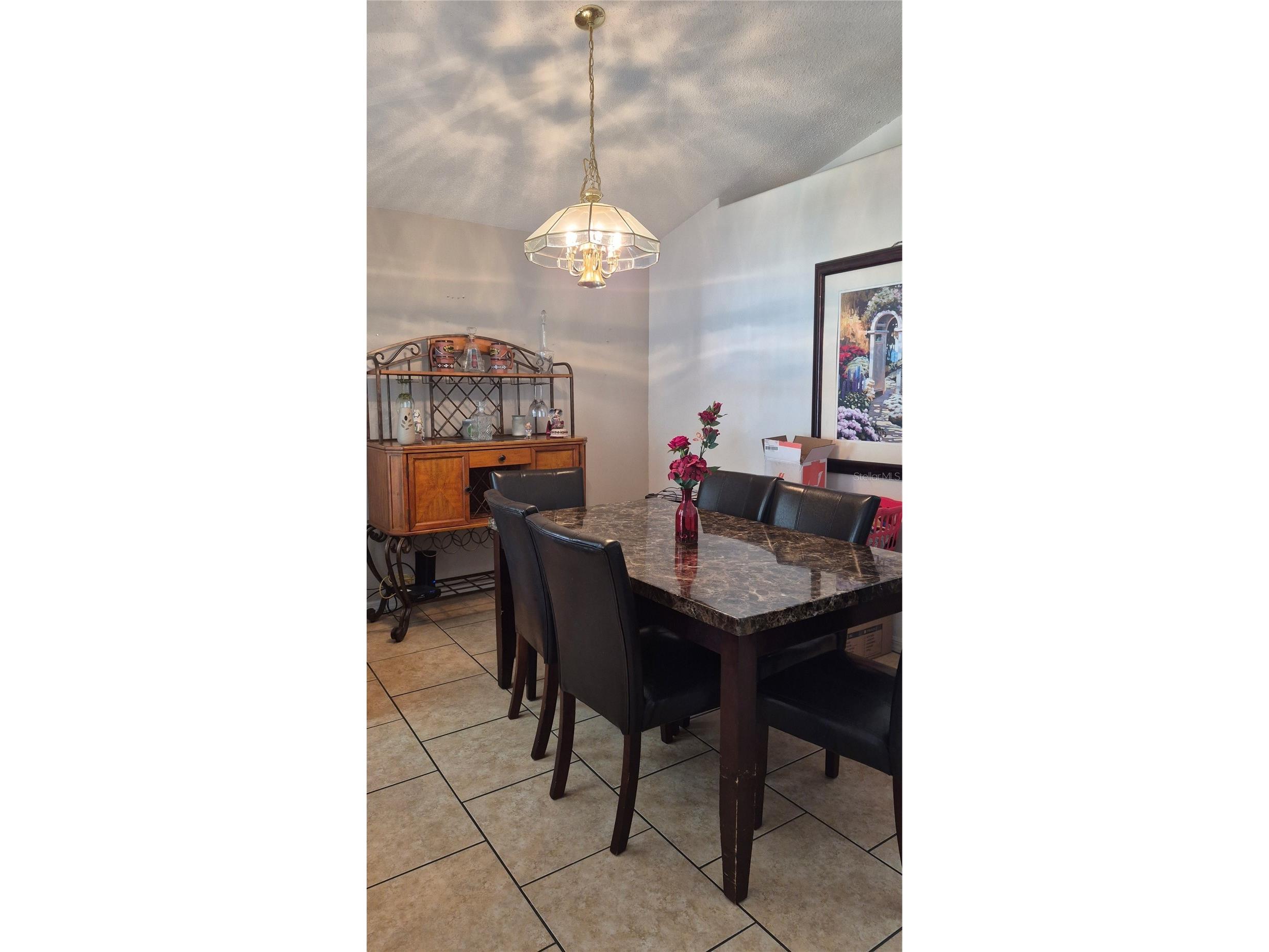 121 S Roma Way Kissimmee FL 34746 R4911375 image4