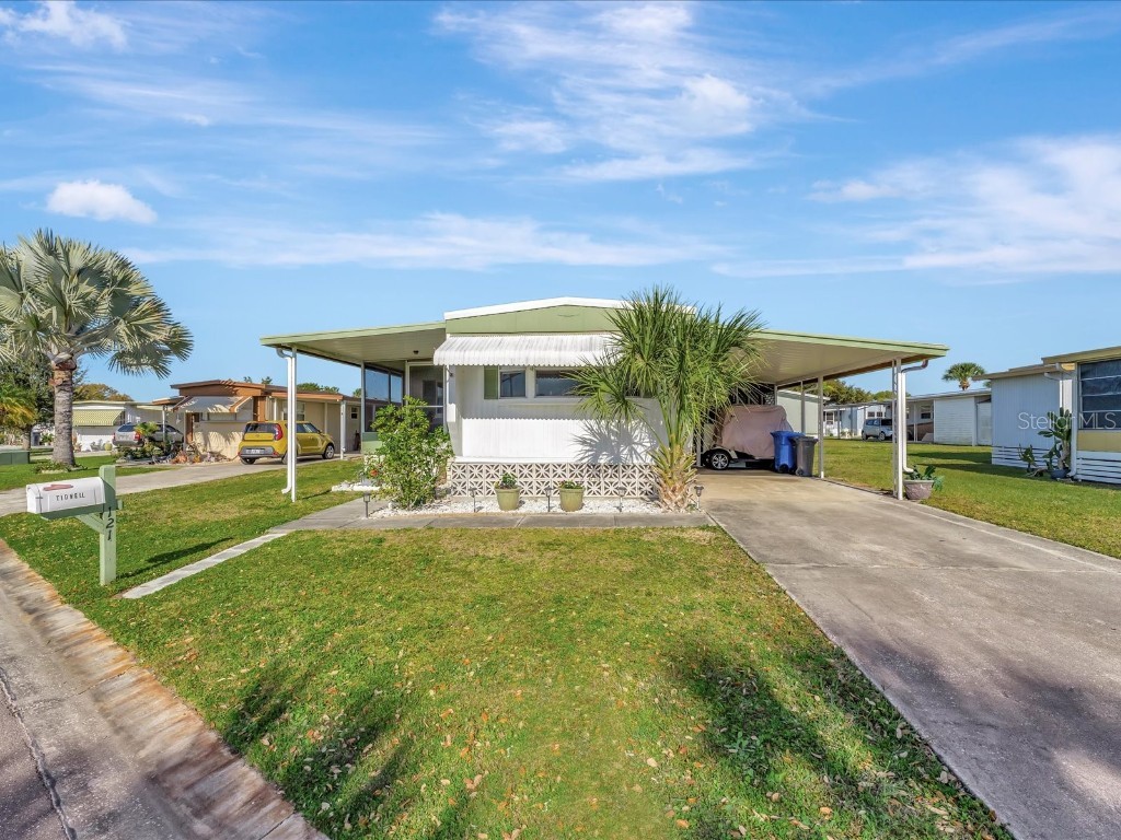 121 Saint Pierres Way Apollo Beach FL 33572 T3505453 image1