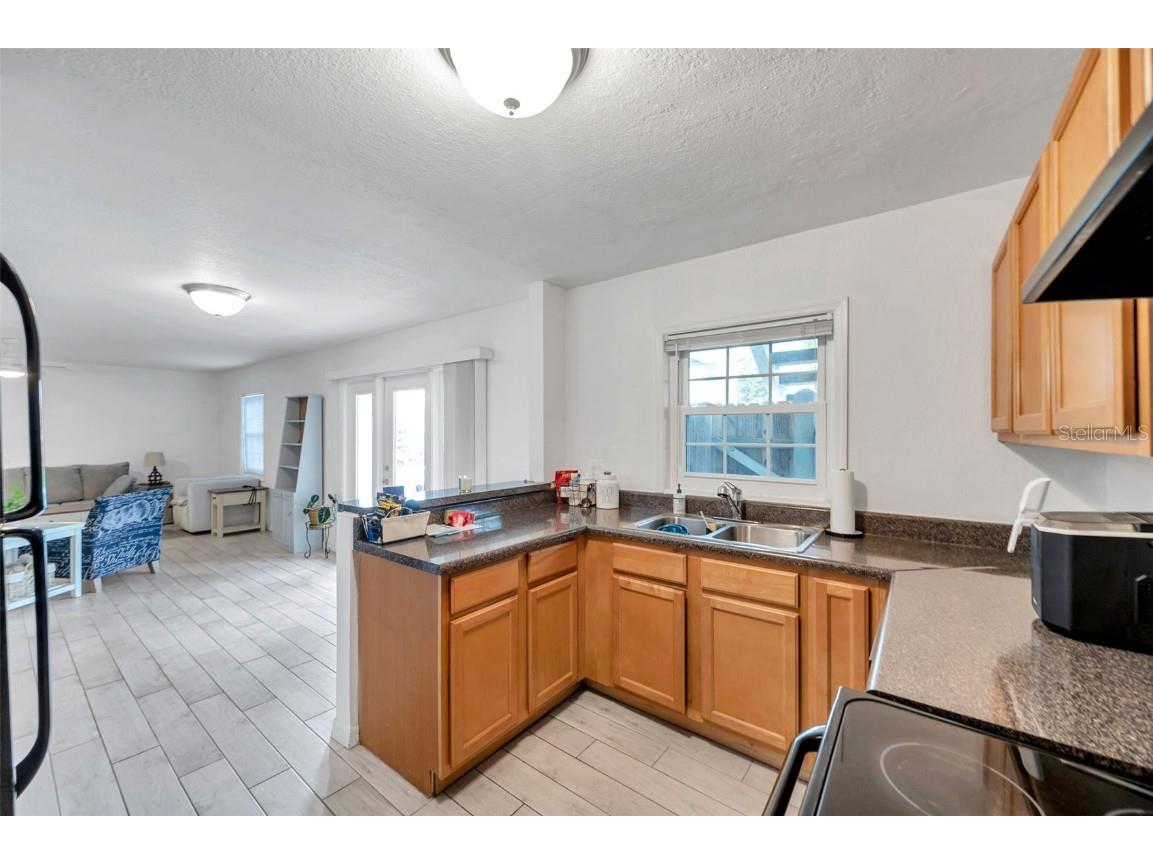 121 Seahorse Drive SE #A Saint Petersburg FL 33705 TB8407897 image11