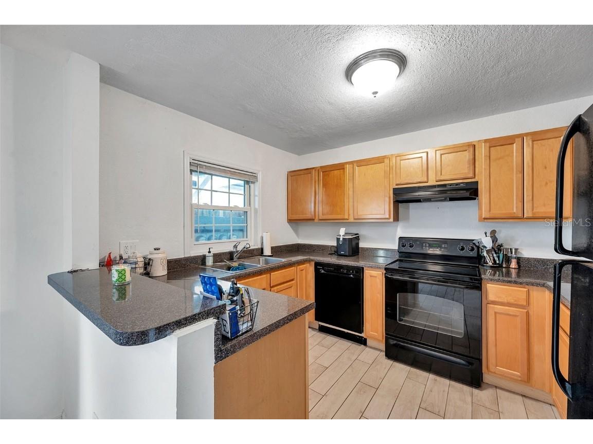 121 Seahorse Drive SE #A Saint Petersburg FL 33705 TB8407897 image12