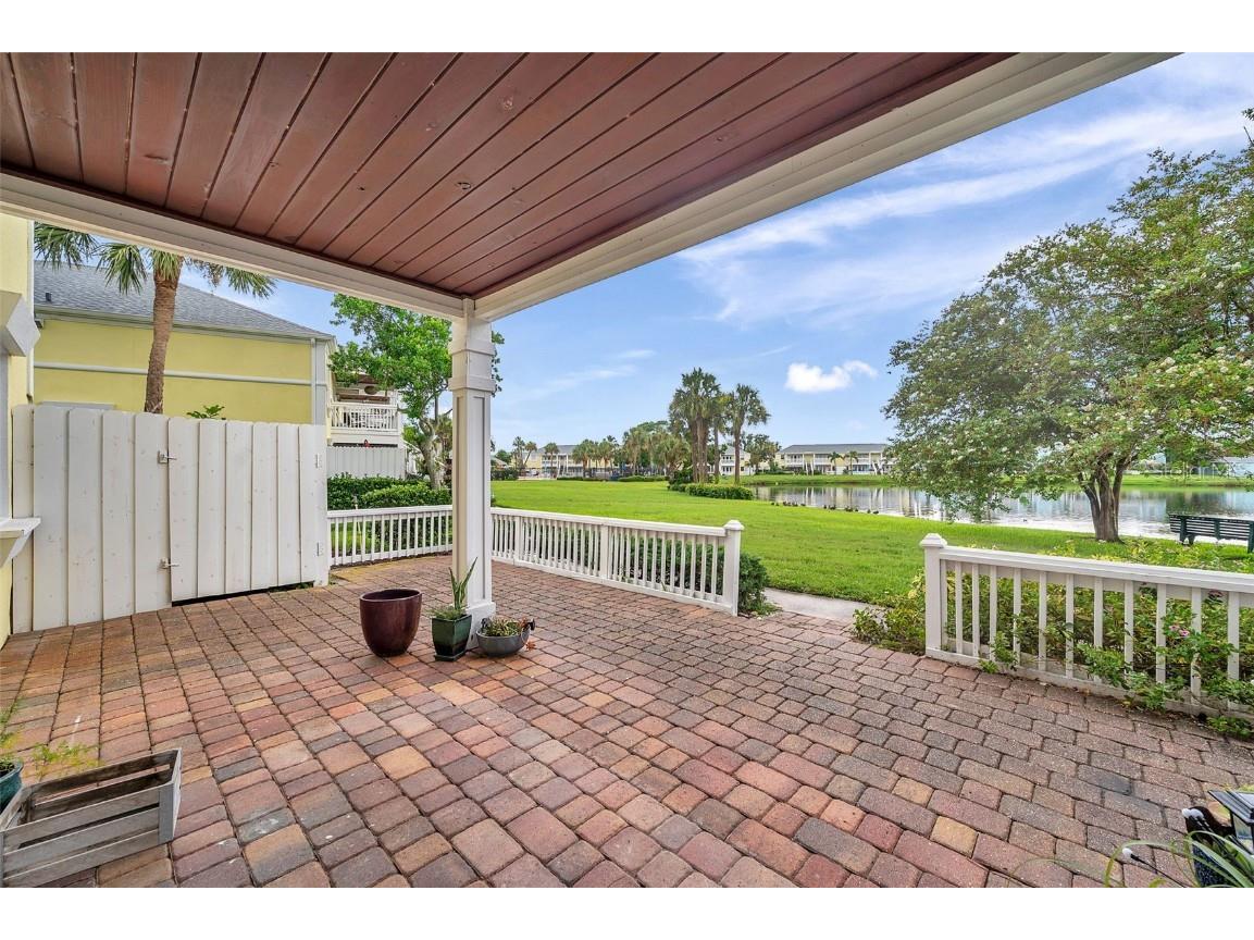 121 Seahorse Drive SE #A Saint Petersburg FL 33705 TB8407897 image25