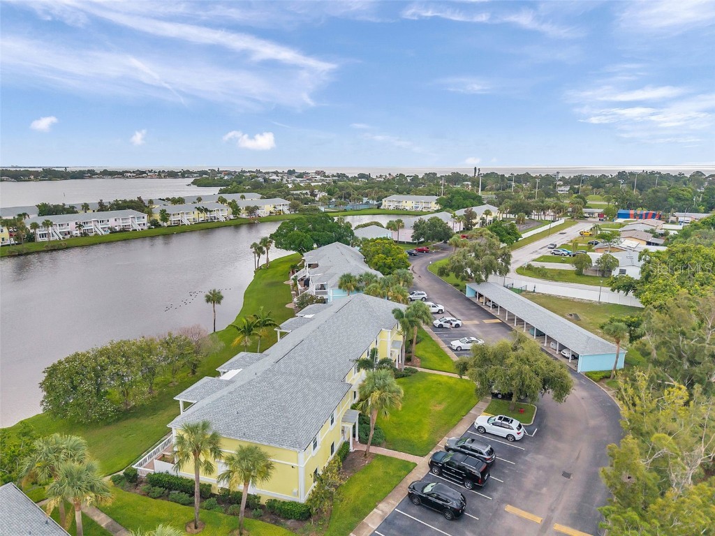 121 Seahorse Drive SE #A Saint Petersburg FL 33705 TB8407897 image35