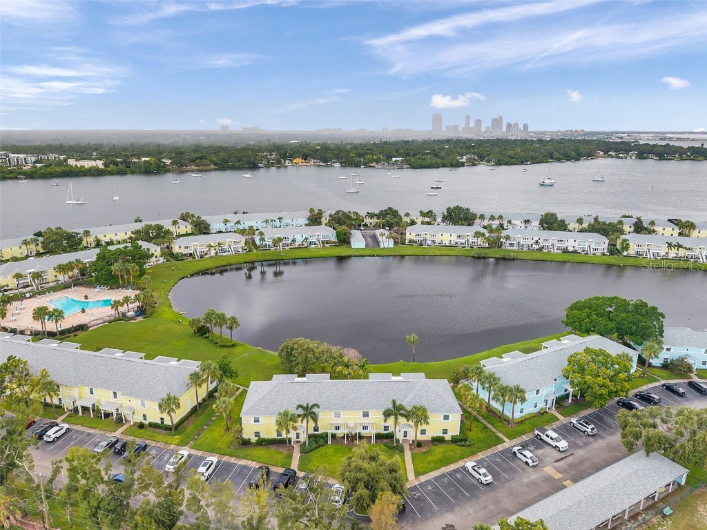 121 Seahorse Drive SE #A Saint Petersburg FL 33705 TB8407897 image36