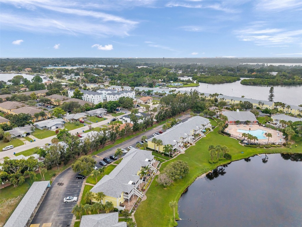 121 Seahorse Drive SE #A Saint Petersburg FL 33705 TB8407897 image38