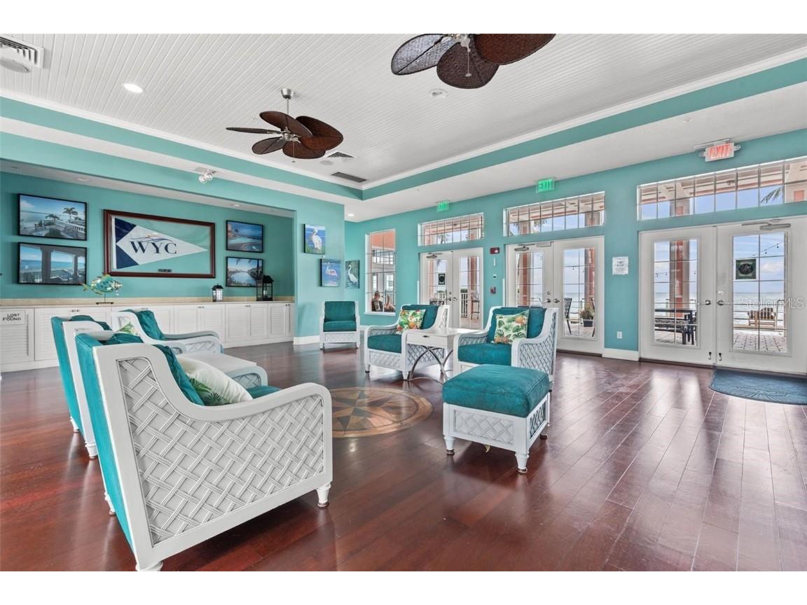 121 Seahorse Drive SE #A Saint Petersburg FL 33705 TB8407897 image45