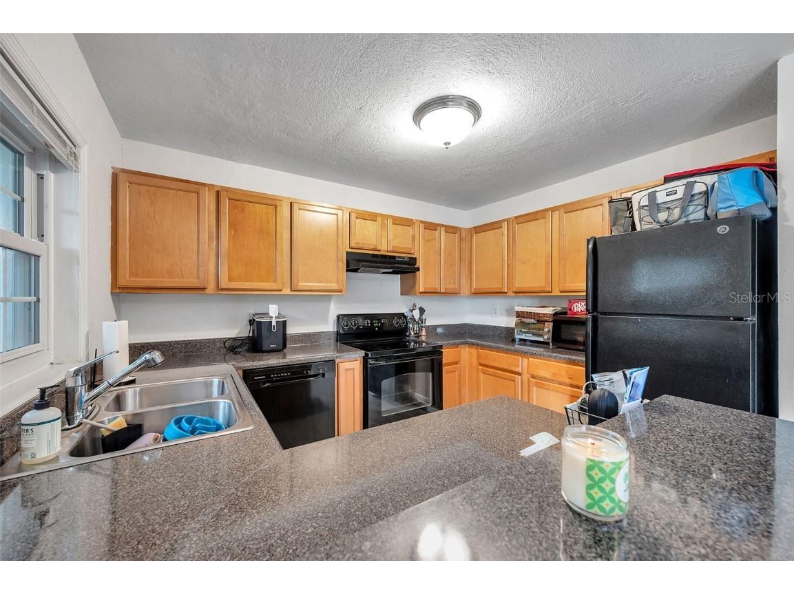 121 Seahorse Drive SE #A Saint Petersburg FL 33705 TB8407897 image8