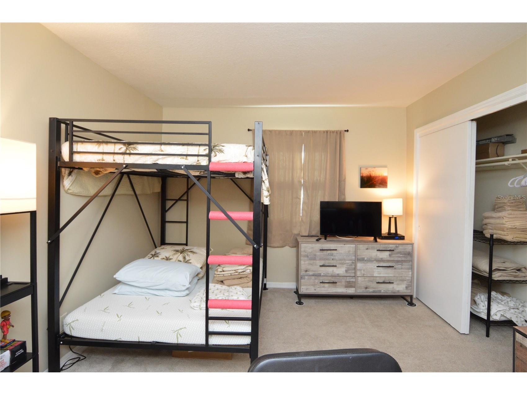 121 Seahorse Drive SE #C Saint Petersburg FL 33705 TB8506972 image40