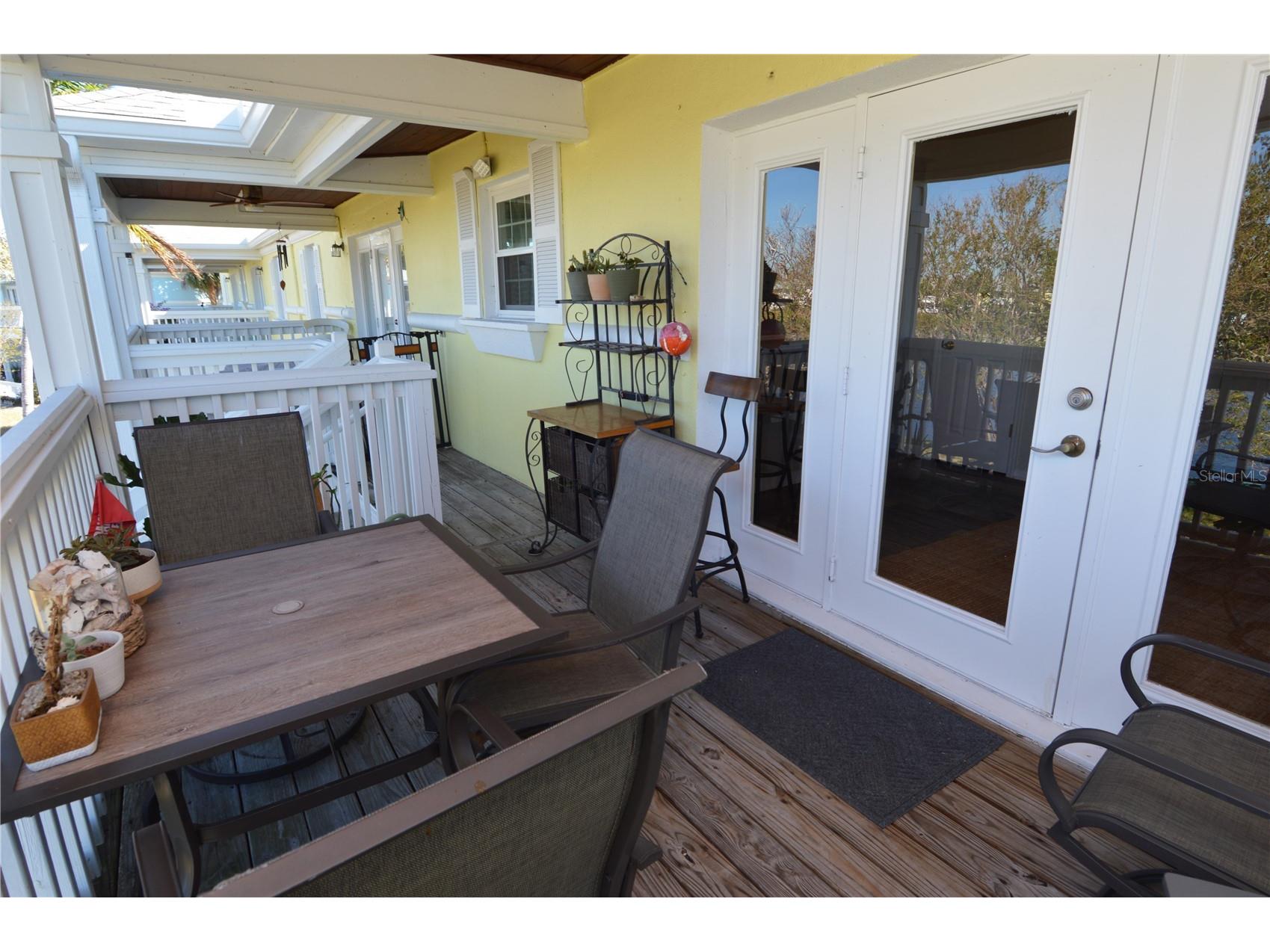 121 Seahorse Drive SE #C Saint Petersburg FL 33705 TB8506972 image46