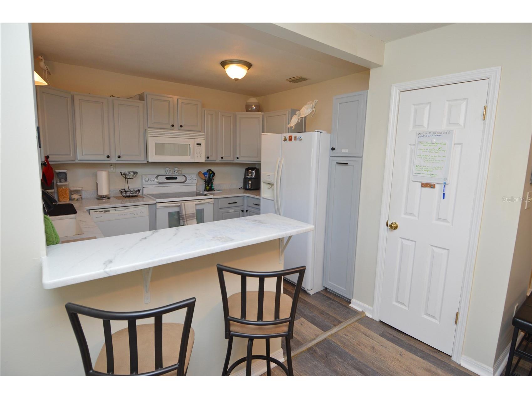 121 Seahorse Drive SE #C Saint Petersburg FL 33705 TB8506972 image7