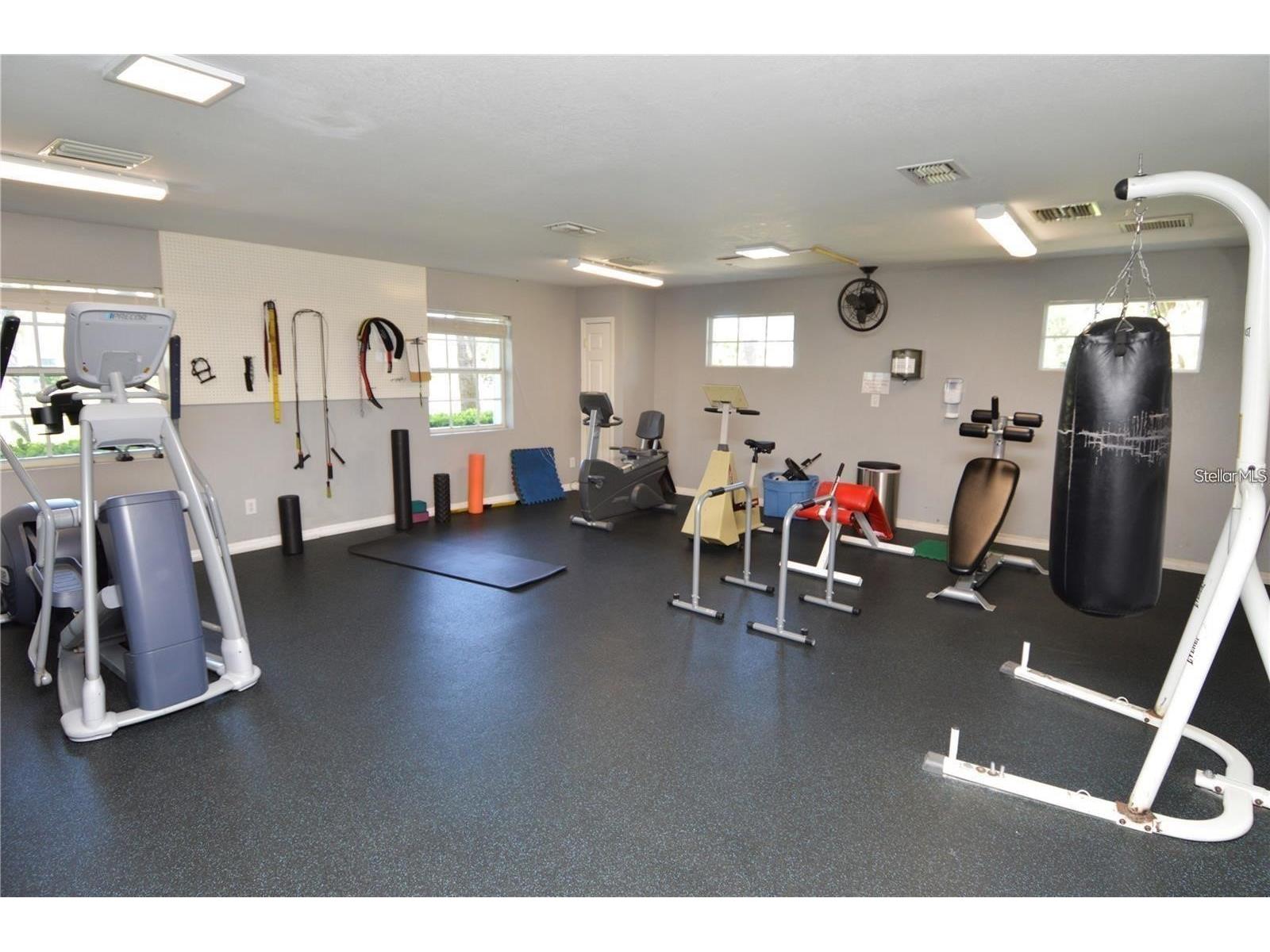 121 Seahorse Drive SE #C Saint Petersburg FL 33705 TB8506972 image95