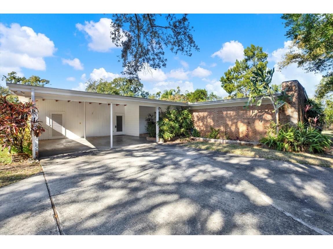 121 Siobhan Avenue Tampa FL 33613 TB8457268 image2