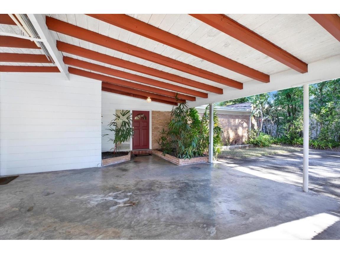 121 Siobhan Avenue Tampa FL 33613 TB8457268 image4