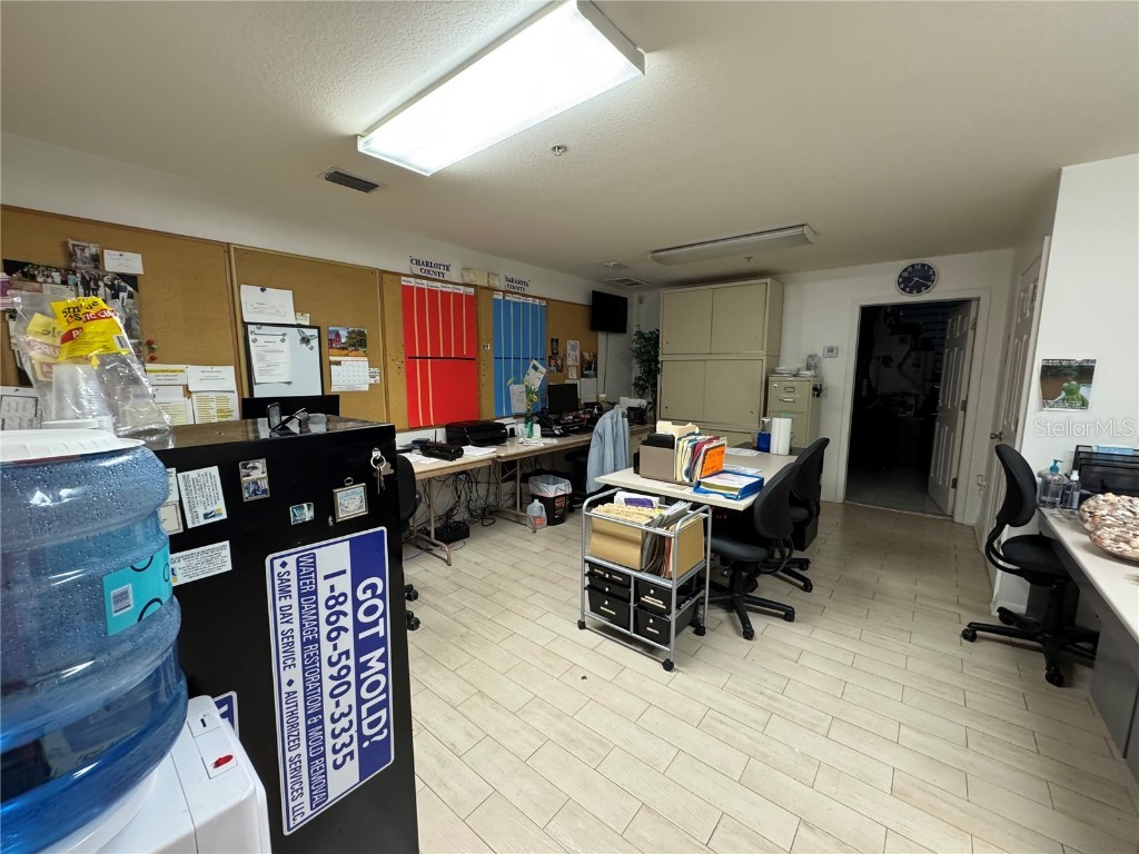 121 Triple Diamond Boulevard #4 North Venice FL 34275 A4669921 image10