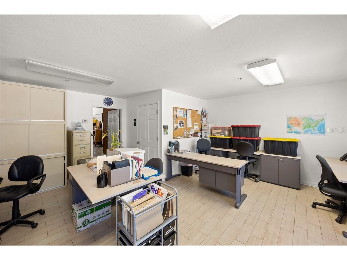 121 Triple Diamond Boulevard #4 North Venice FL 34275 A4669921 image13