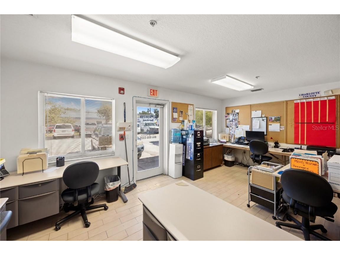 121 Triple Diamond Boulevard #4 North Venice FL 34275 A4669921 image15