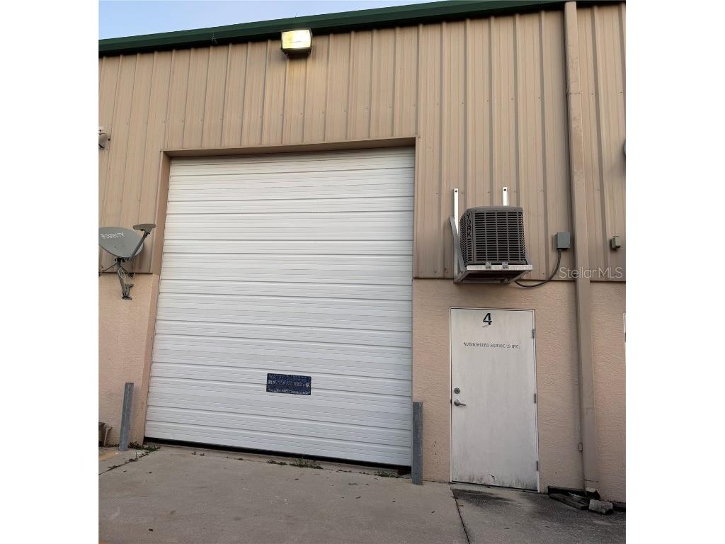 121 Triple Diamond Boulevard #4 North Venice FL 34275 A4669921 image4