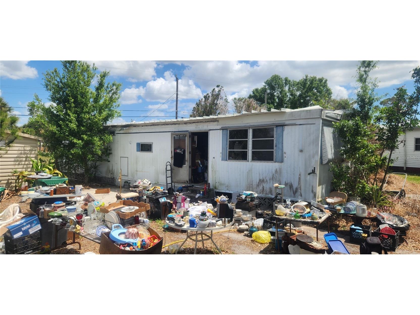 121 Via Madonna Englewood FL 34224 D6141888 image1