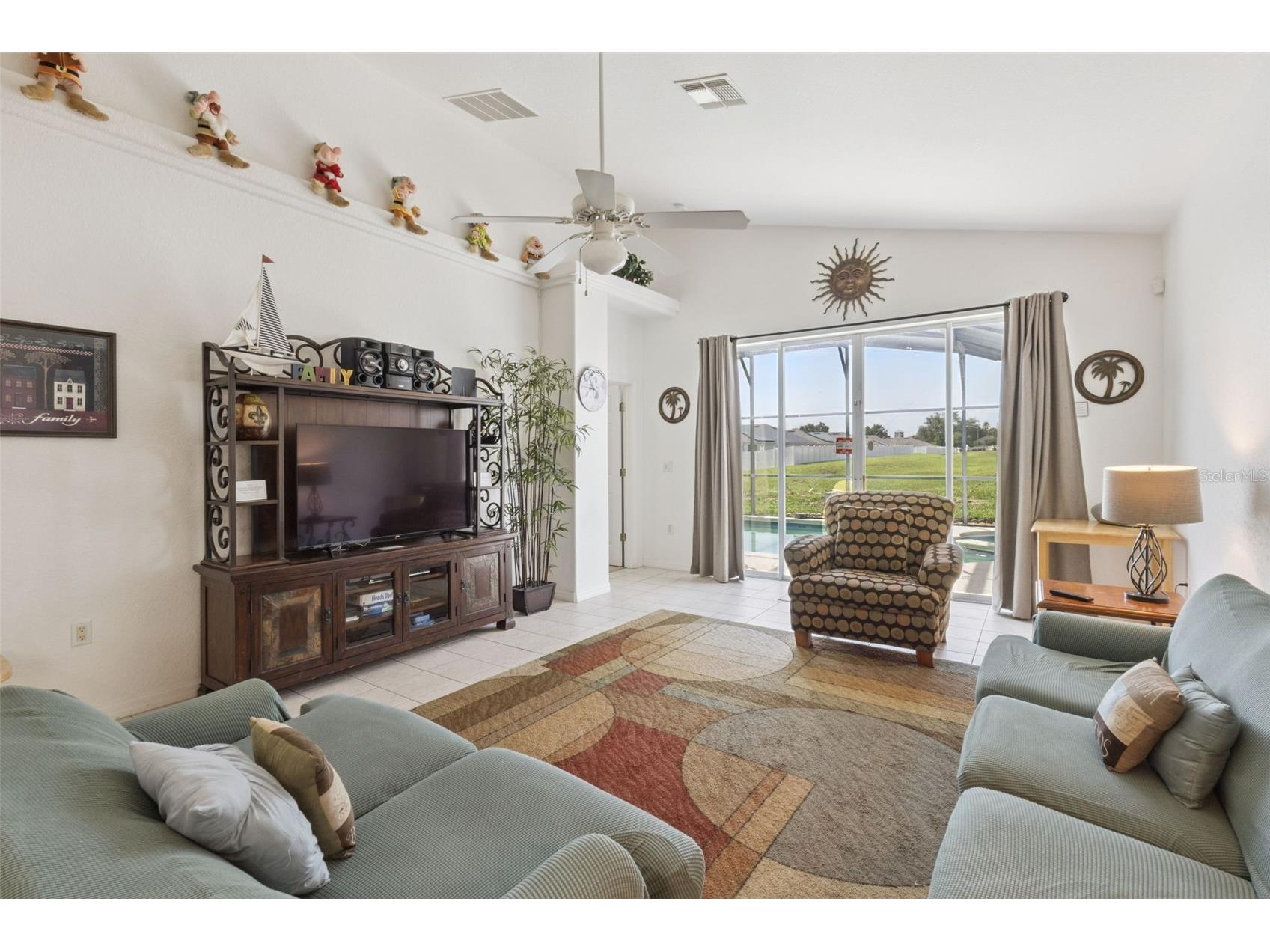 121 Vine Drive Davenport FL 33837 S5153667 image4