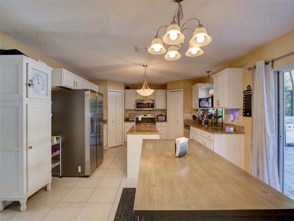 121 W Fiesta Key Loop Deland FL 32720 O6360188 image12