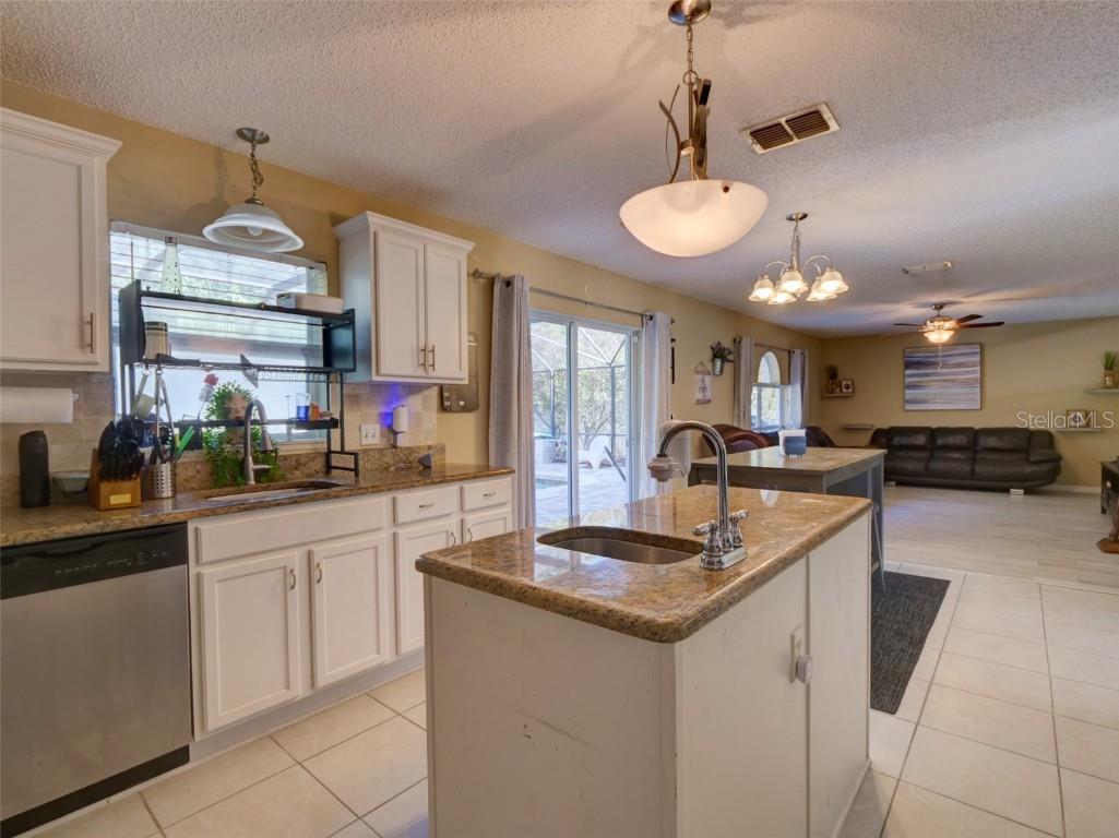 121 W Fiesta Key Loop Deland FL 32720 O6360188 image14