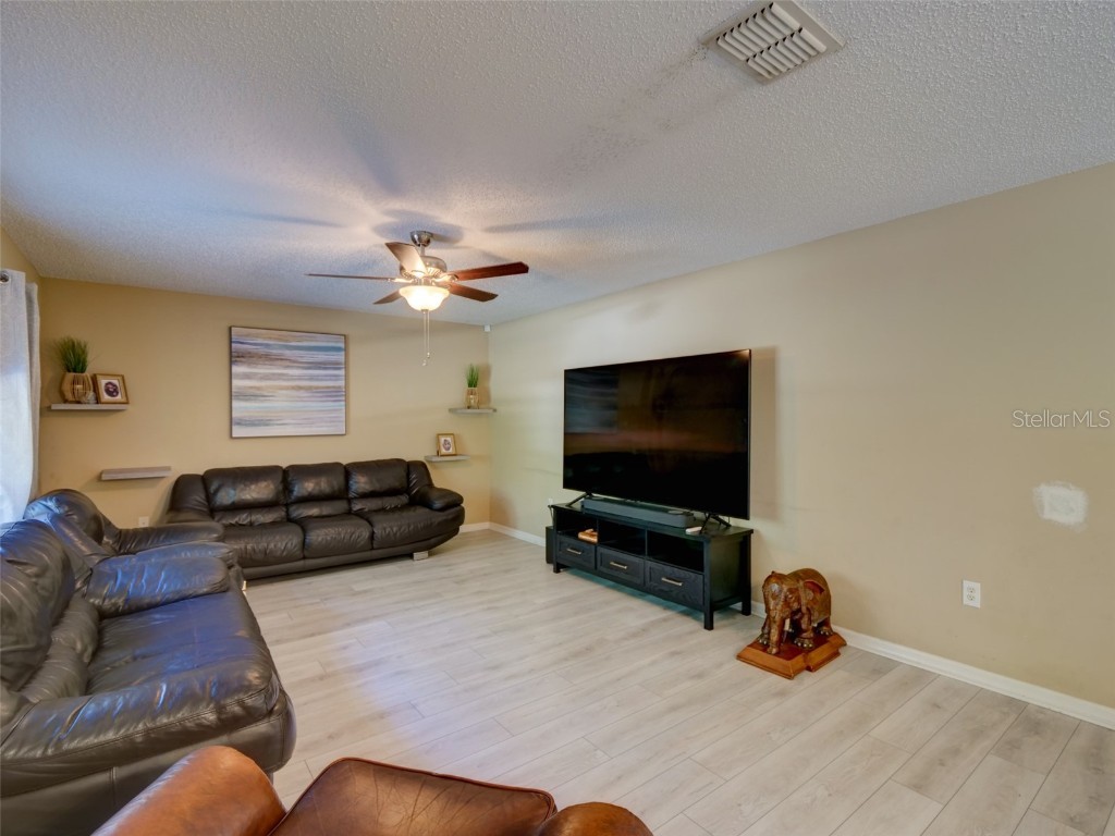 121 W Fiesta Key Loop Deland FL 32720 O6360188 image16