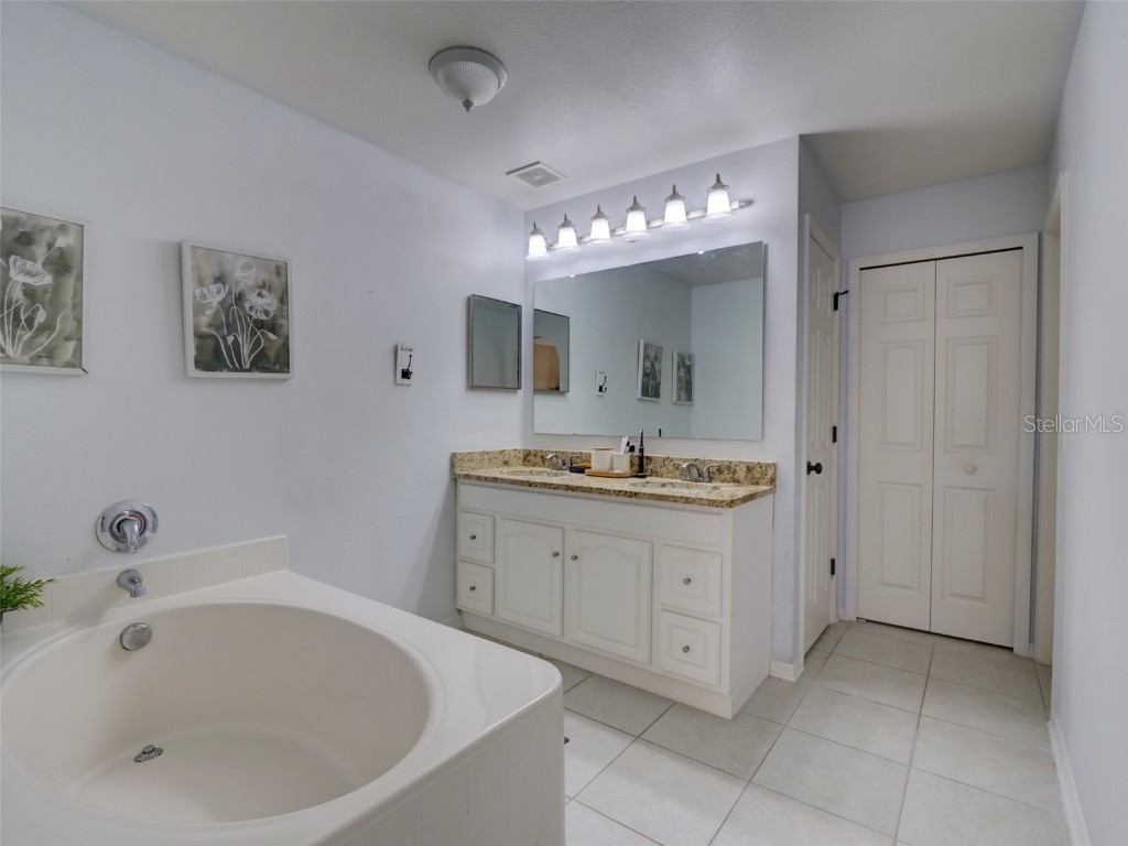 121 W Fiesta Key Loop Deland FL 32720 O6360188 image32